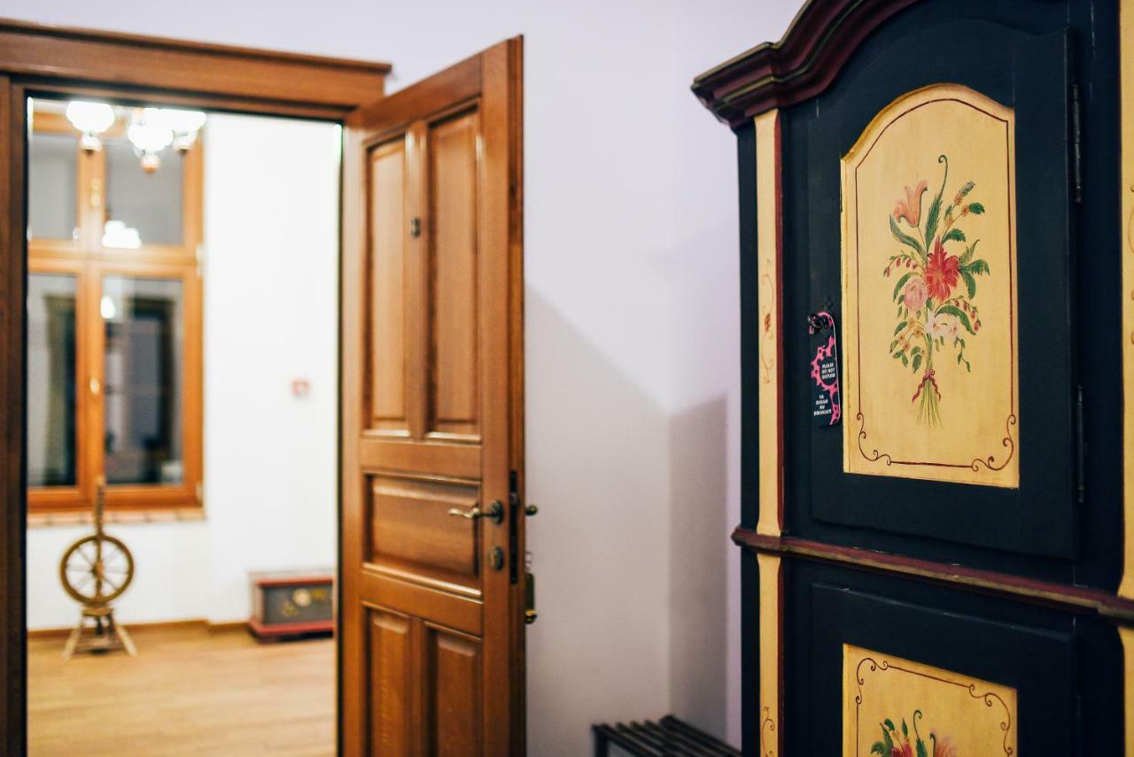 ホテル Casa Kraus Criţ エクステリア 写真